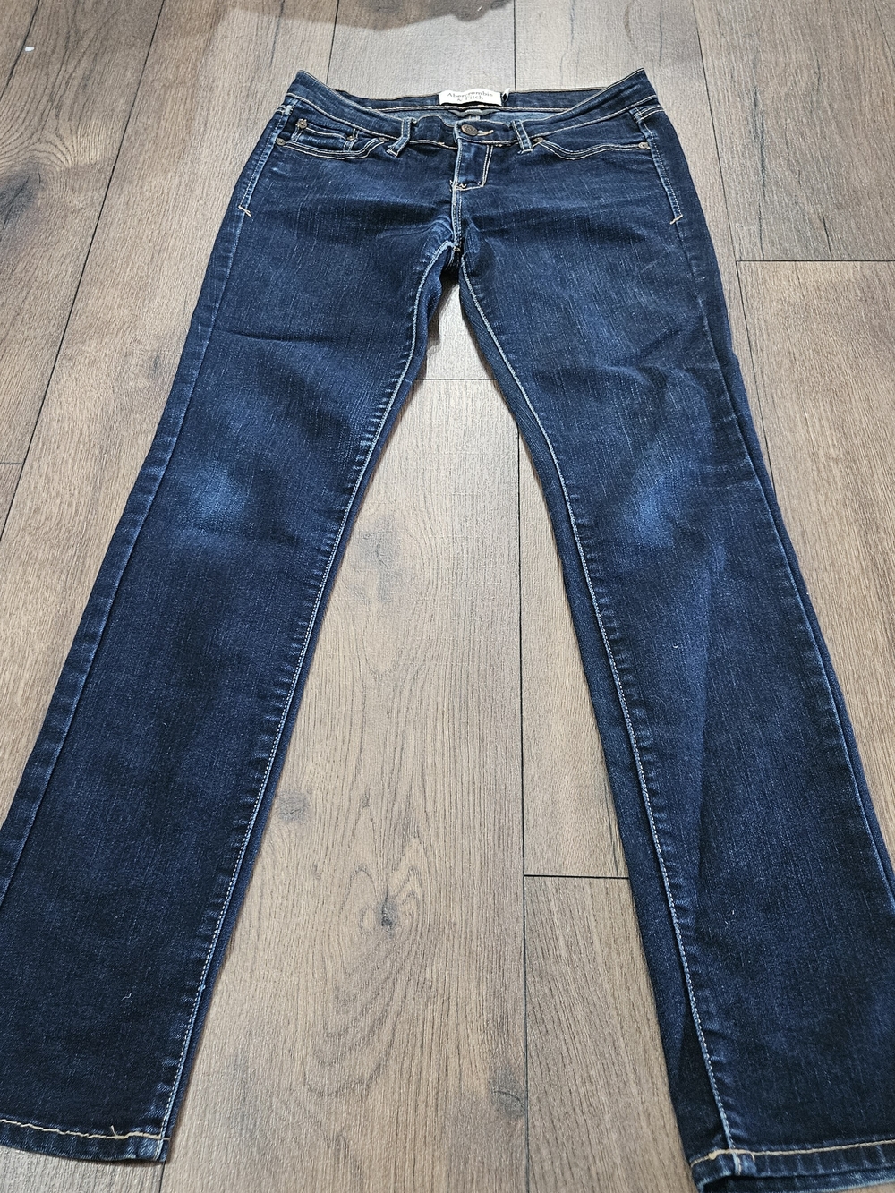 Women's Abercrombie & Fitch Erin Dark Wash Stretch Jeans Size 2S Kk